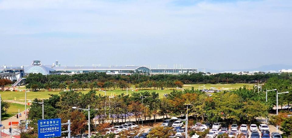 Treehouse Aparthotel Incheon Exterior photo